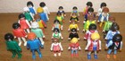 30 Playmobil Figuren - 10 neuere Erwachsene - 10 ältere Erwachsene - 10 Kinder