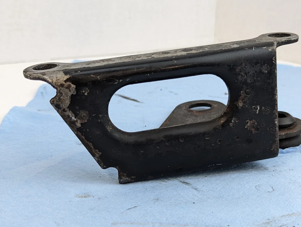 Soporte de caja de aire Dodge Shelby Daytona Chrysler Lebaron GTC 4306916 TC Maserati Foto 4 de 4