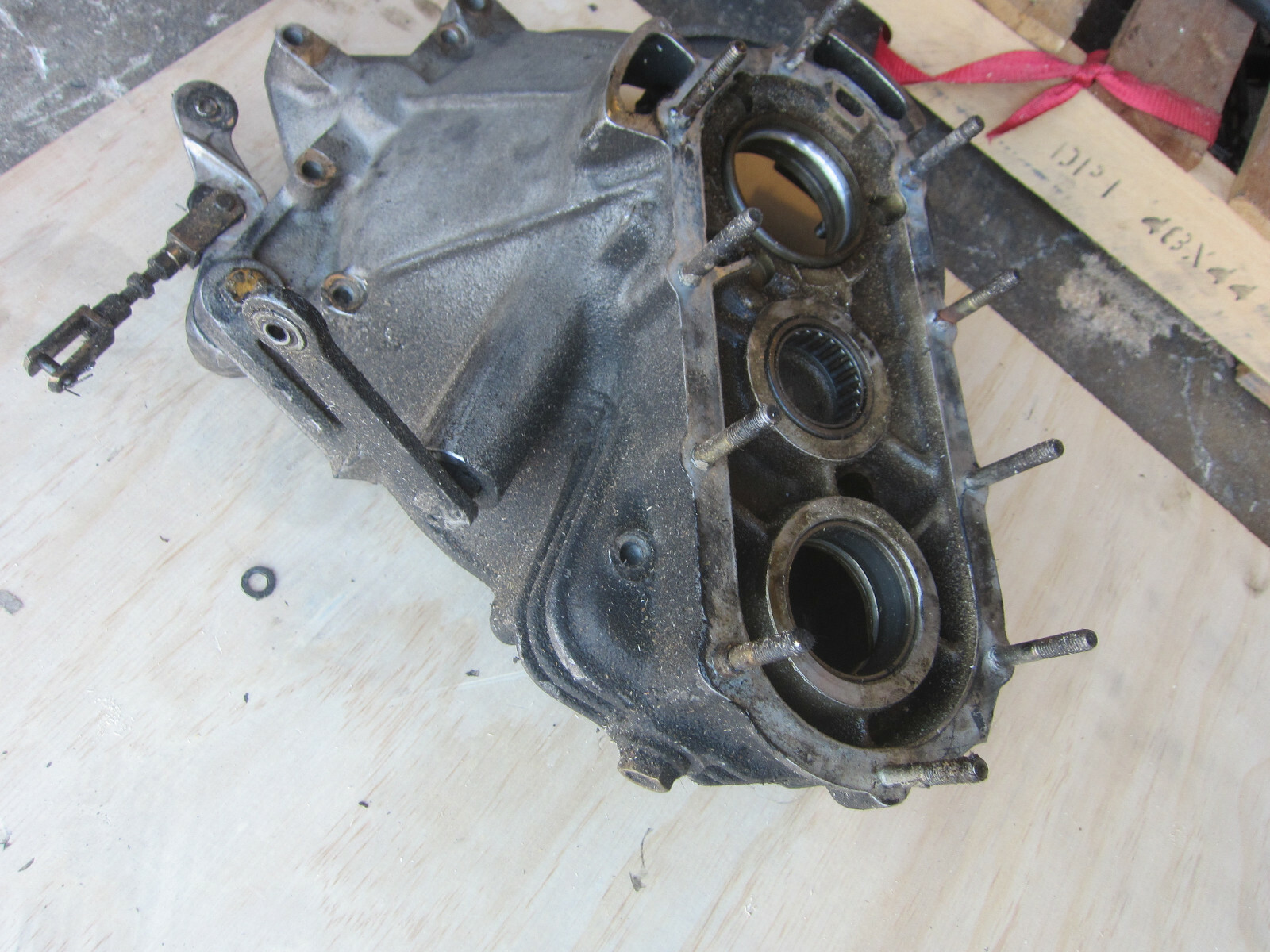 Ferrari 208,308 - Clutch Bell Housing - P/N 116377