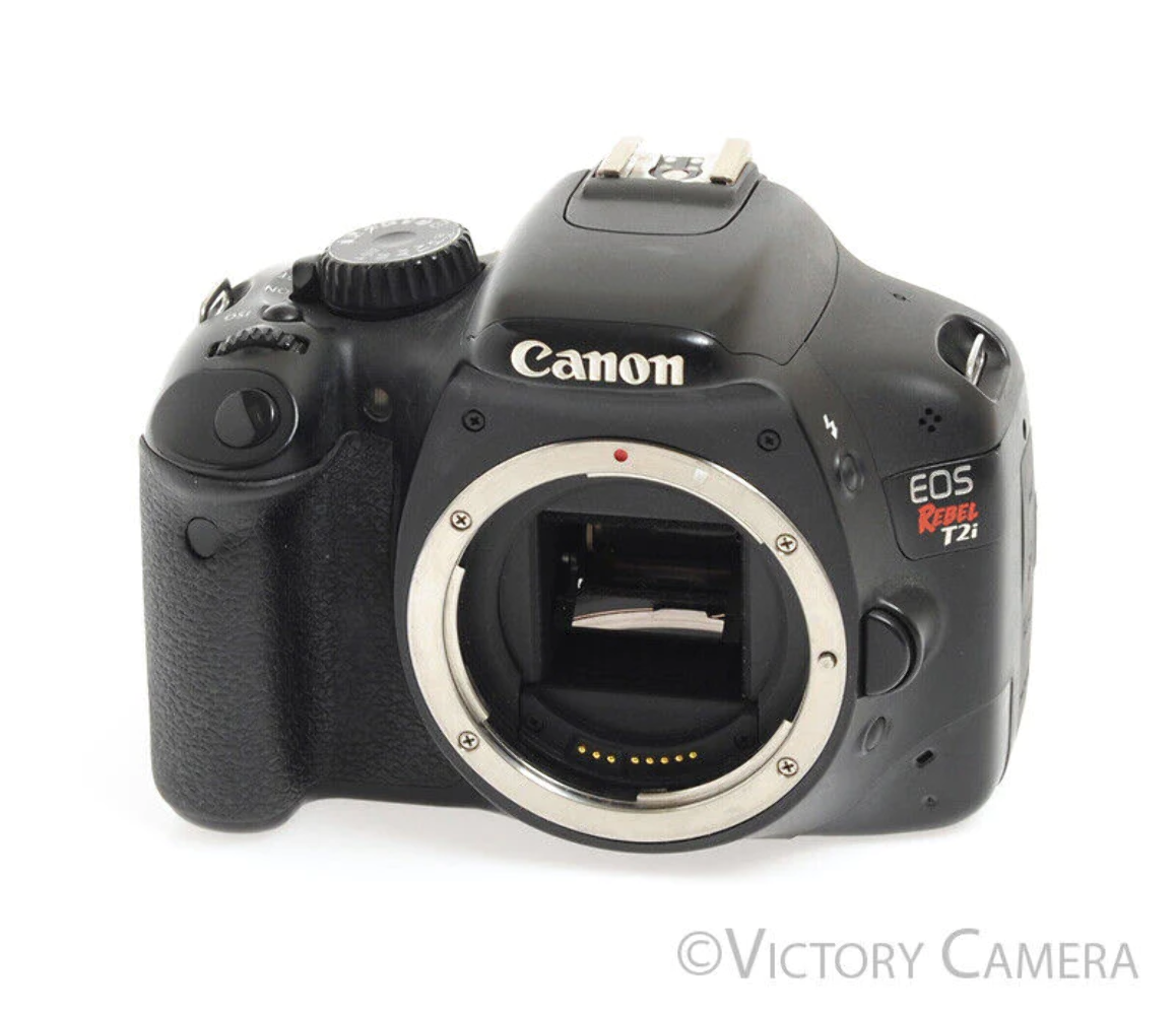 Canon デジタル一眼レフ ボディー EOS rebel T2i レンズキット Amazon.com : Canon EOS Rebel T2i DSLR Camera with EF-S 18-55mm f