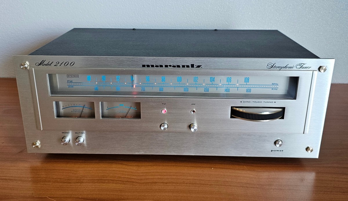 Marantz model 2100 sintonizzatore radio analoginco am fm stereo