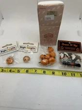 Dollhouse Miniature Halloween Lot Bright Delights, Falcon Miniatures, Pumpkins