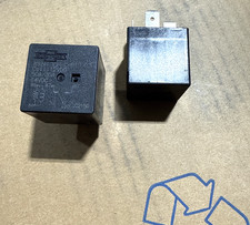 OEM Freightliner SOG 896H1CR1U0312S 12 Volt 5...