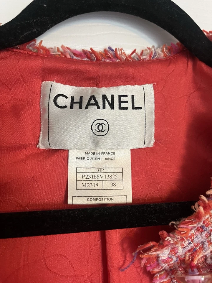 Conjunto Blazer y Falda Chanel Rosa Y Rojo Tweed Foto 3 de 4