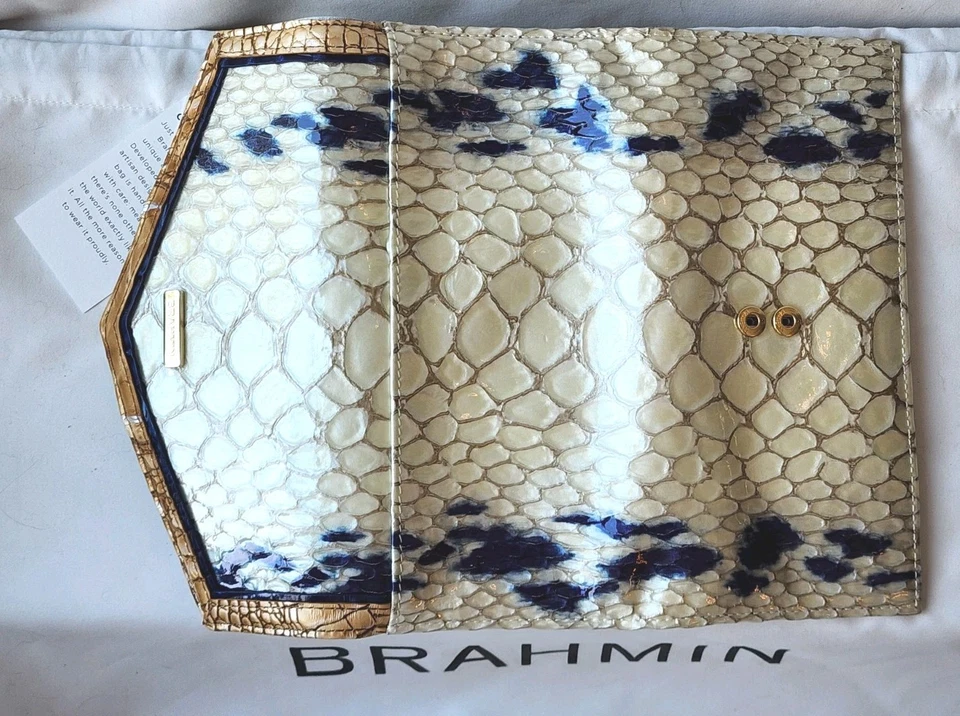 Cartera Brahmin Nueva con Etiquetas Verónica en Shell Blanco Agua Dulce 🤍💙💛 Cuero Genuino Foto 4 de 4