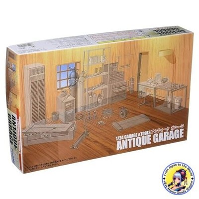 FUJIMI Model 1/24 Antique Garage Scale Model Building Kit