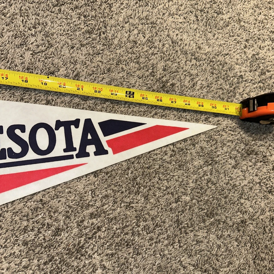 MINNESOTA TWINS  VINTAGE BASEBALL MLB  FELT PENNANT  2/24/24 - Image 4 of 4