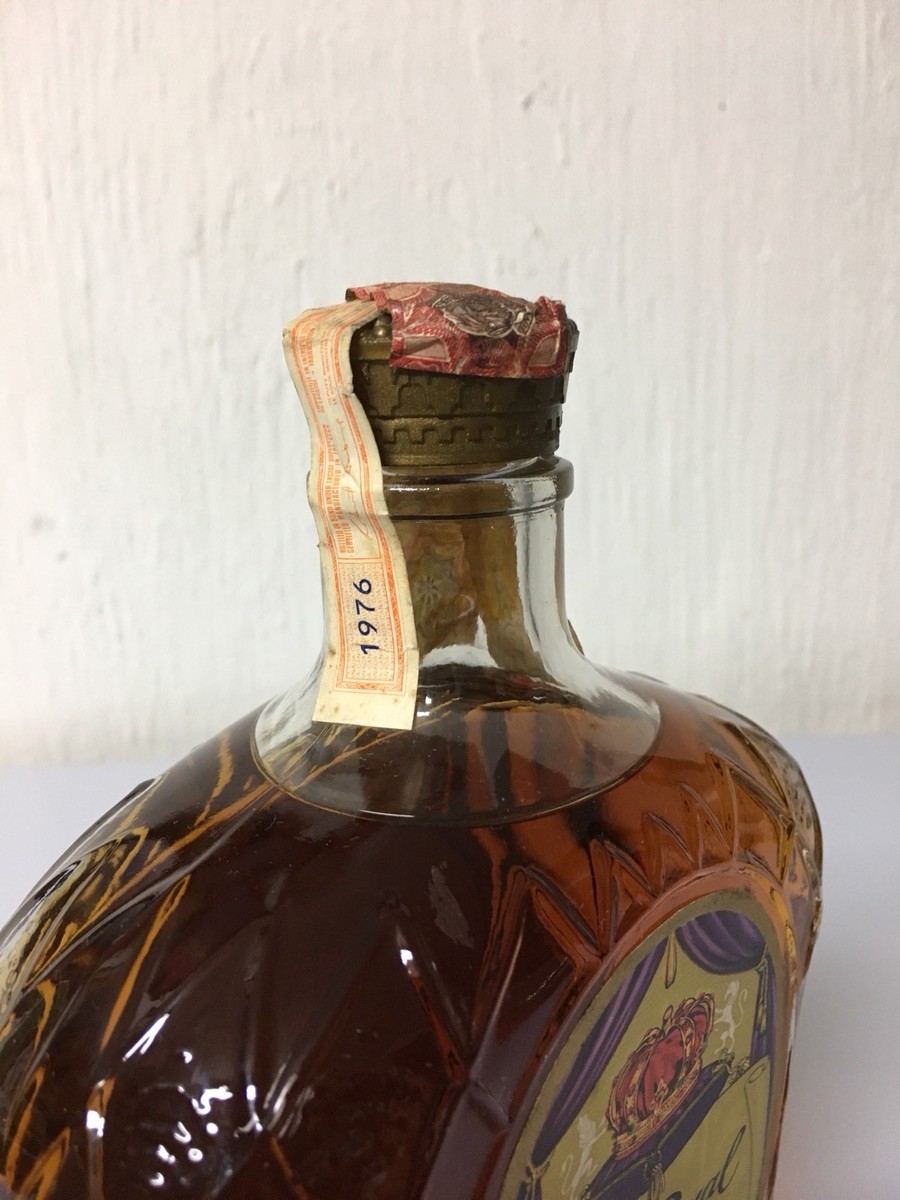 Crown Royal 10yo 1976 Fine De Luxe Blended Canadian Whisky 75cl 40