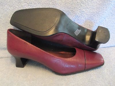 Damen Schuhe Easy Spirit Pairie Größe 8 1/2 B 2A Weinrot Career Pumpe Exklusiv