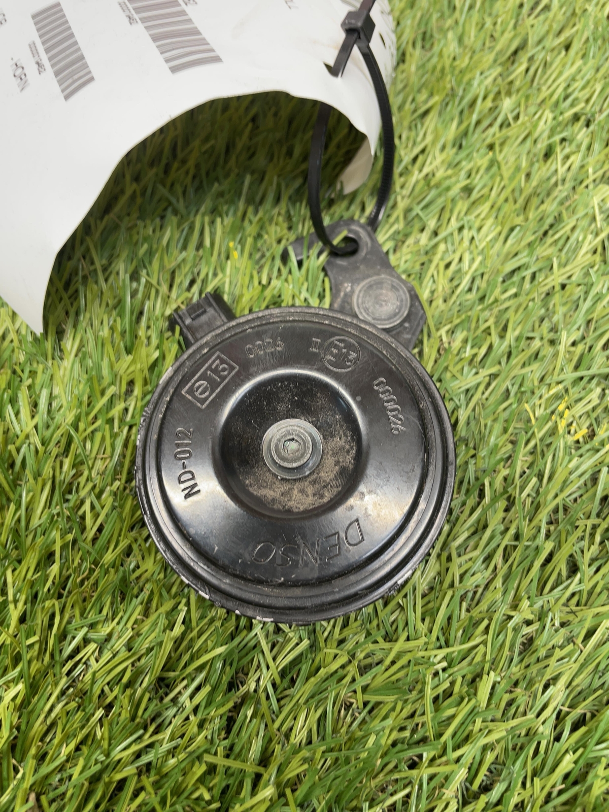  2020 TOYOTA COROLLA Horn DENSO PN: 86560-02120 OEM