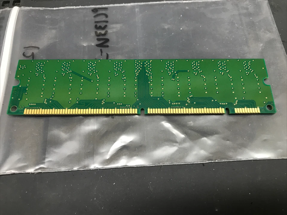 Micron 133MHz CL3 128MB Desktop RAM Memory (HYM71V16635AT8-H) PC133U-333-542 - Image 3 of 4