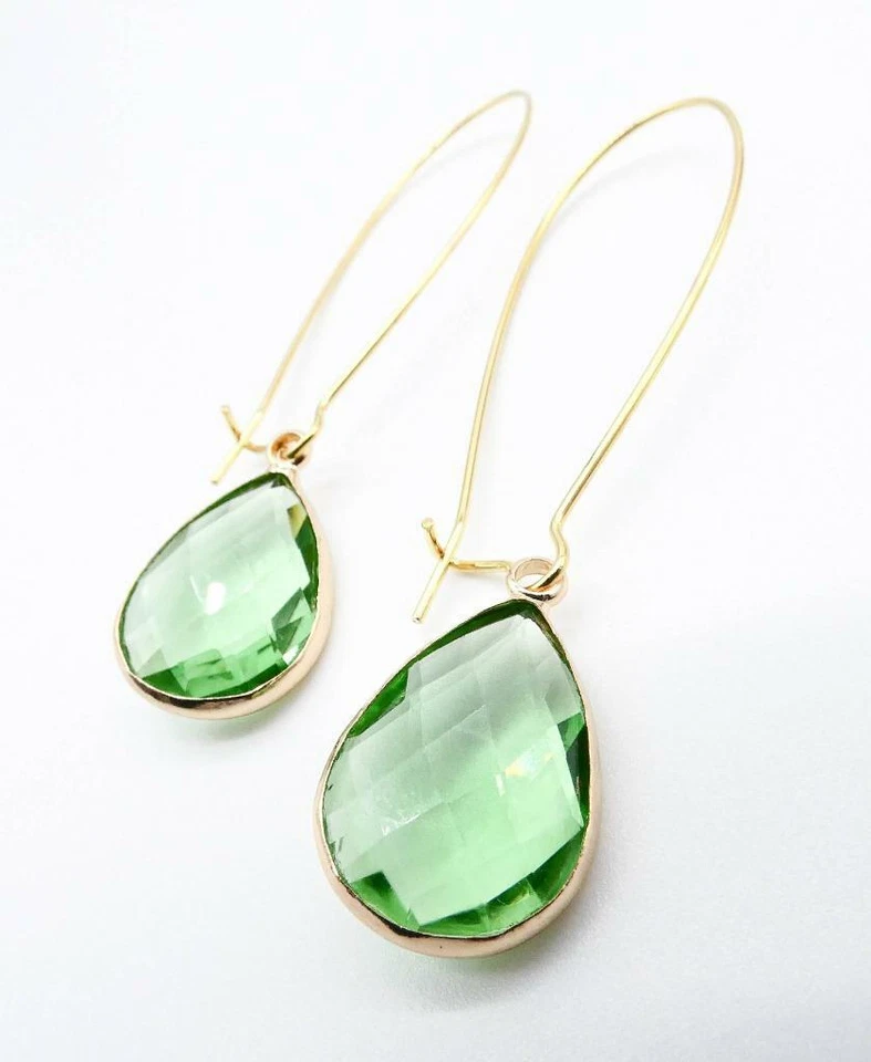 GORGEOUS Faceted Peridot Green Teardrop Crystal Gold Threader Wire Earrings - Image 3 of 3