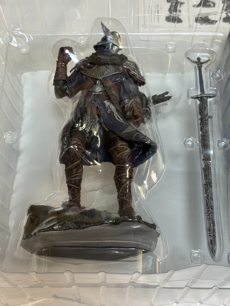 ELDEN RING NIGHTREIGN 追跡者 1/1 ヘルメットレプリカ ELDEN RING NIGHTREIGN 追跡者 1/1 ヘルメットレプリカ - メルカリ