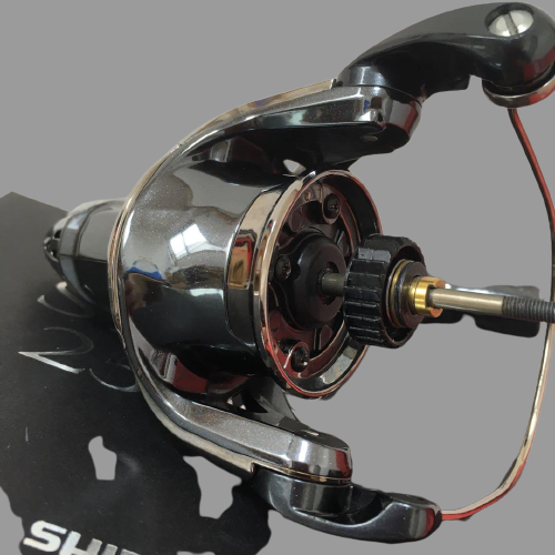 Shimano 14 Stella 2500HGS Body only Used Very Good From Shimano 14 Stella 2500HGS Body only Used Very Good From