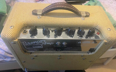 【ビンテージ】Fender USA Bronco Amp Tweed FENDER Bronco Amp Demo - YouTube
