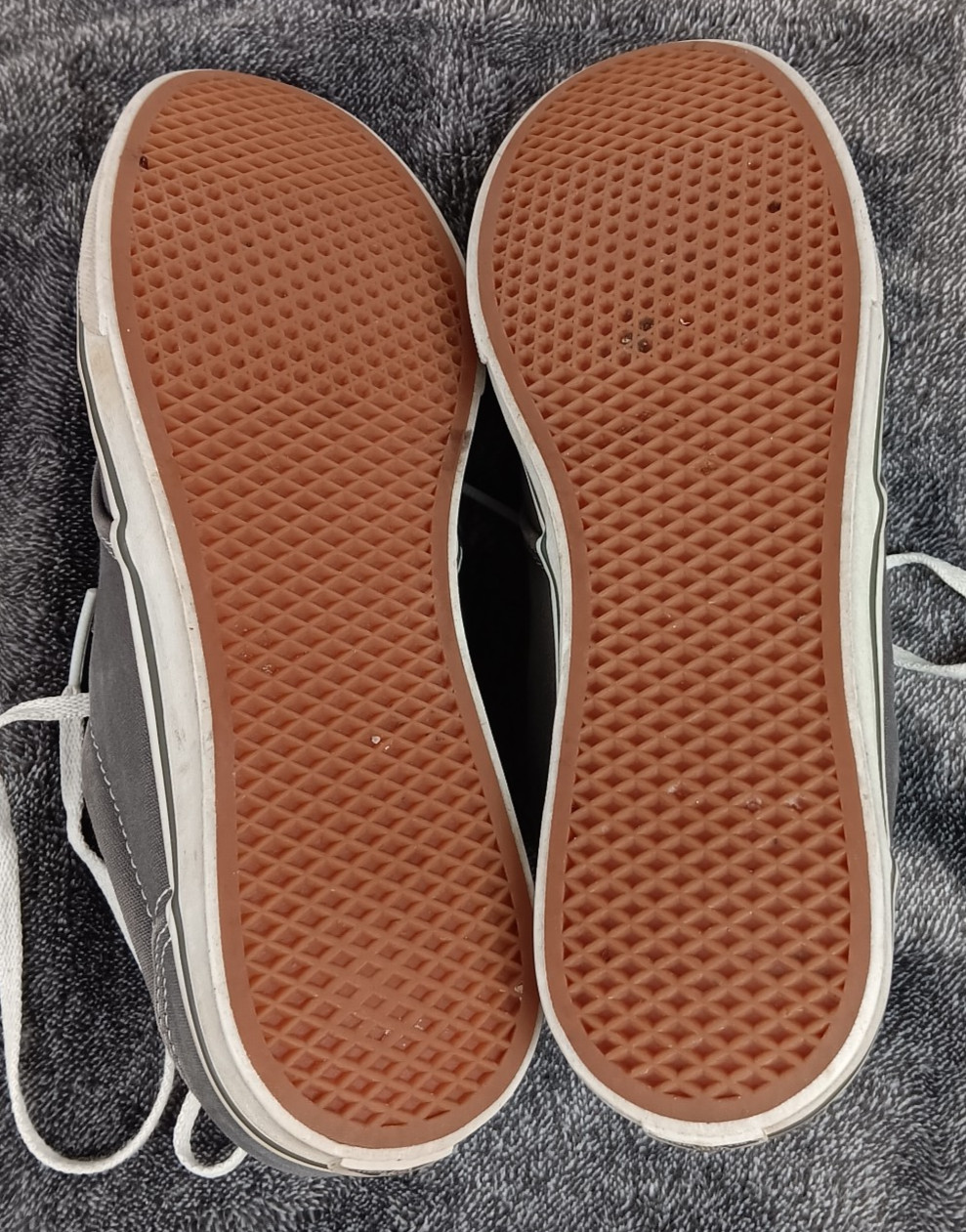 Vans Skate Shoes Old Skool Sneakers Gray Canvas Low Top Lace Women's 9.5 thumbnail 8