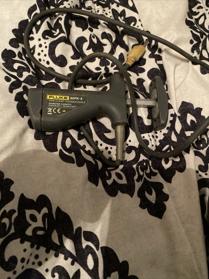 TERMOPAR ABRAZADERA TUBO FLUKE 80PK-8 Foto 2 de 3