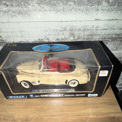 WELLY Collectable 1941 Chevrolet Special Deluxe 1:18 Diecast Beige/Red