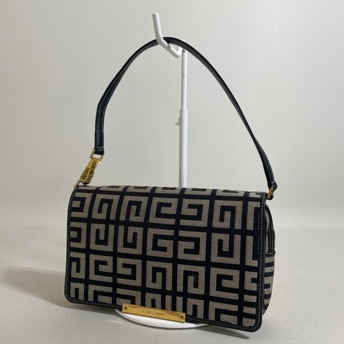 Givenchy 2602-90 | Wallet Bag Black 4g Logo Used PREL-0