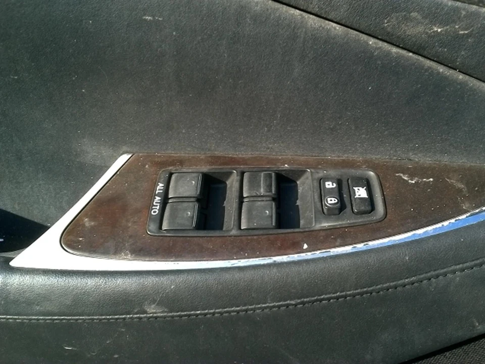 Alternador usado se adapta a: Lexus ES350 2010 construido en Japón 130 amperios grado B Foto 3 de 4