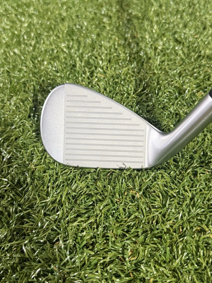 2025 Mizuno JPX 925 Forged Pitching Wedge KBS Tour C-Taper Lite 110 Stiff, RH - Image 2 of 4