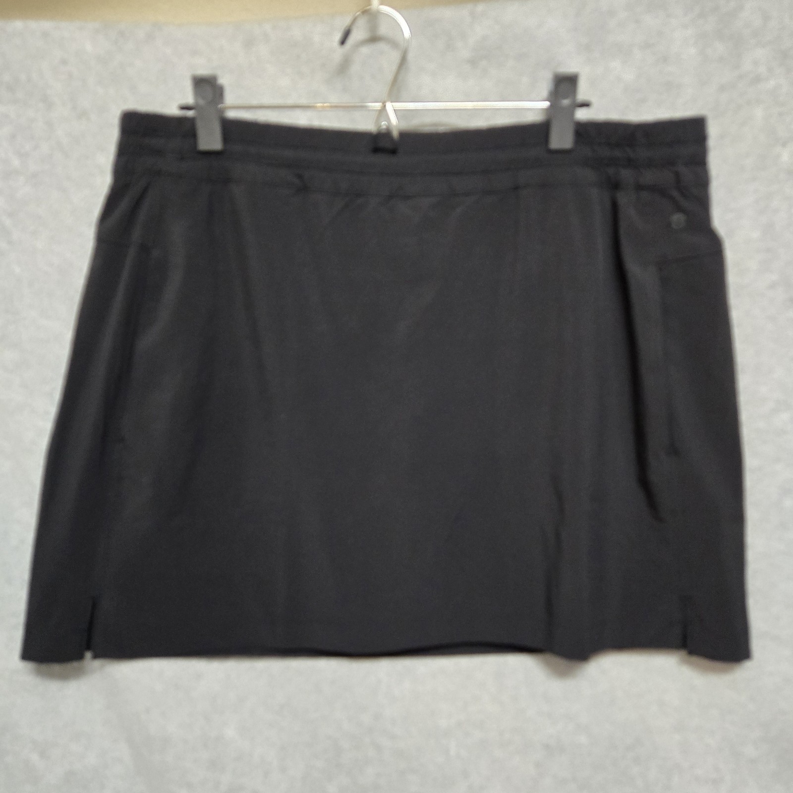 Tommy Bahama Island Zone Skort Womens L Black Athletic Stretch Pockets Golf