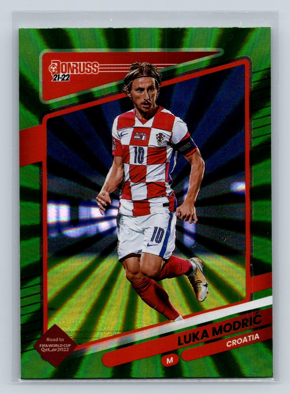 2021-22 Donruss Luka Modric #37 Holo Green Laser Croatia