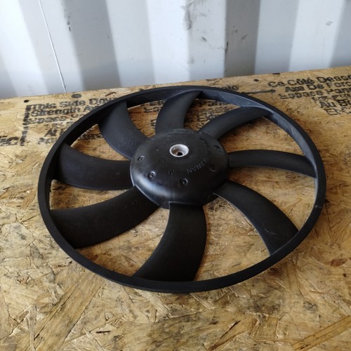 2008 Honda Odyssey A/C AC Condenser Cooling Fan Blade 38611-RGL-A01 OEM, Used