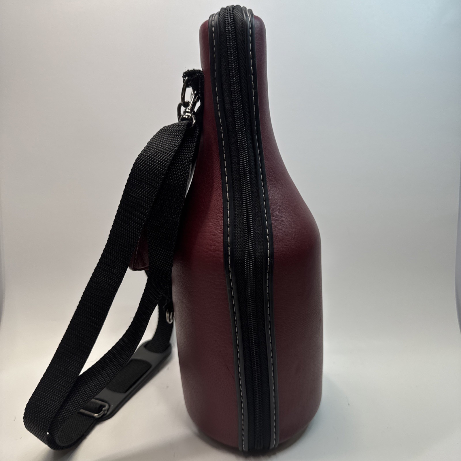 Caddy O Genuine Leather Wine Carrying Tote Set Chiller Zip Burgundy Leather.