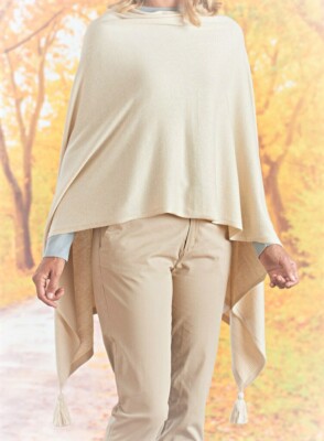 BEIGER PONCHO ÜBERWURF LAGENLOOK QUASTEN IDEALER URLAUBSBEGLEITER BW/VISK. EG
