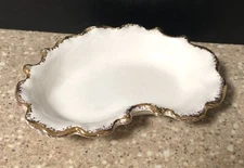 Mid Century California #205 USA 25K Gold Speckled Dish Bowl Cream Vintage