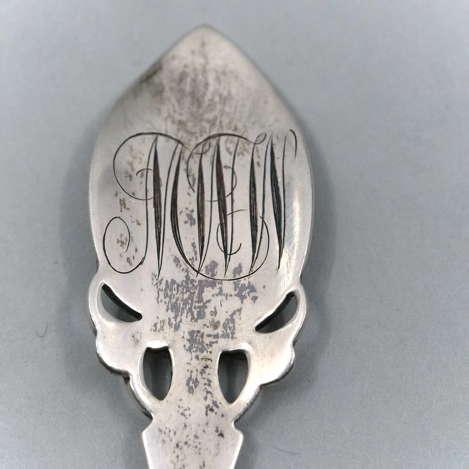 Estética peneira de açúcar Lily of the Valley by Gorham prata esterlina 6 1/4" - Imagem 4 de 4