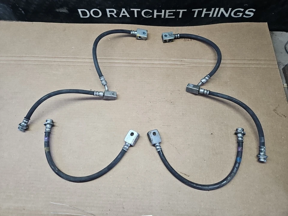 09-12 Nissan 370z Infiniti G37 Sport Líneas de freno delanteras traseras flexibles 46211-EG00A Foto 2 de 4