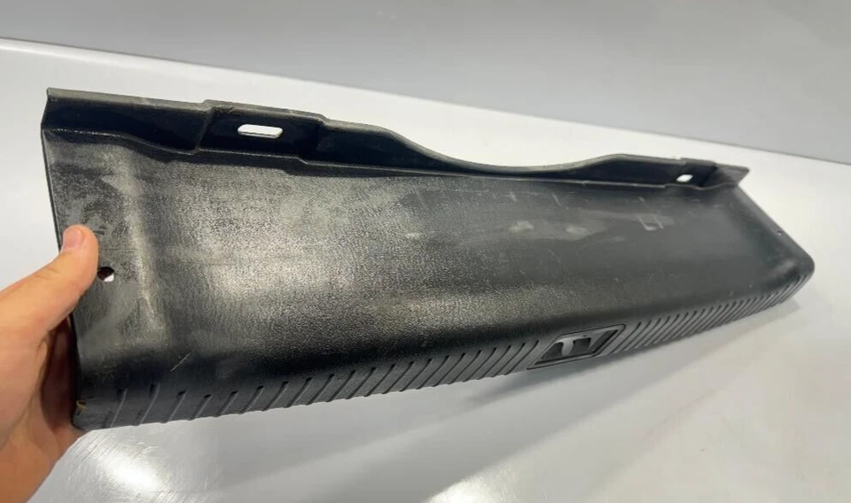 2001 - 2005 年 HYUNDAI SONATA 后轮闩锁装饰面板 P/N 85770-3D000 正品 原始设备制造商 — 第 2/4 张图片