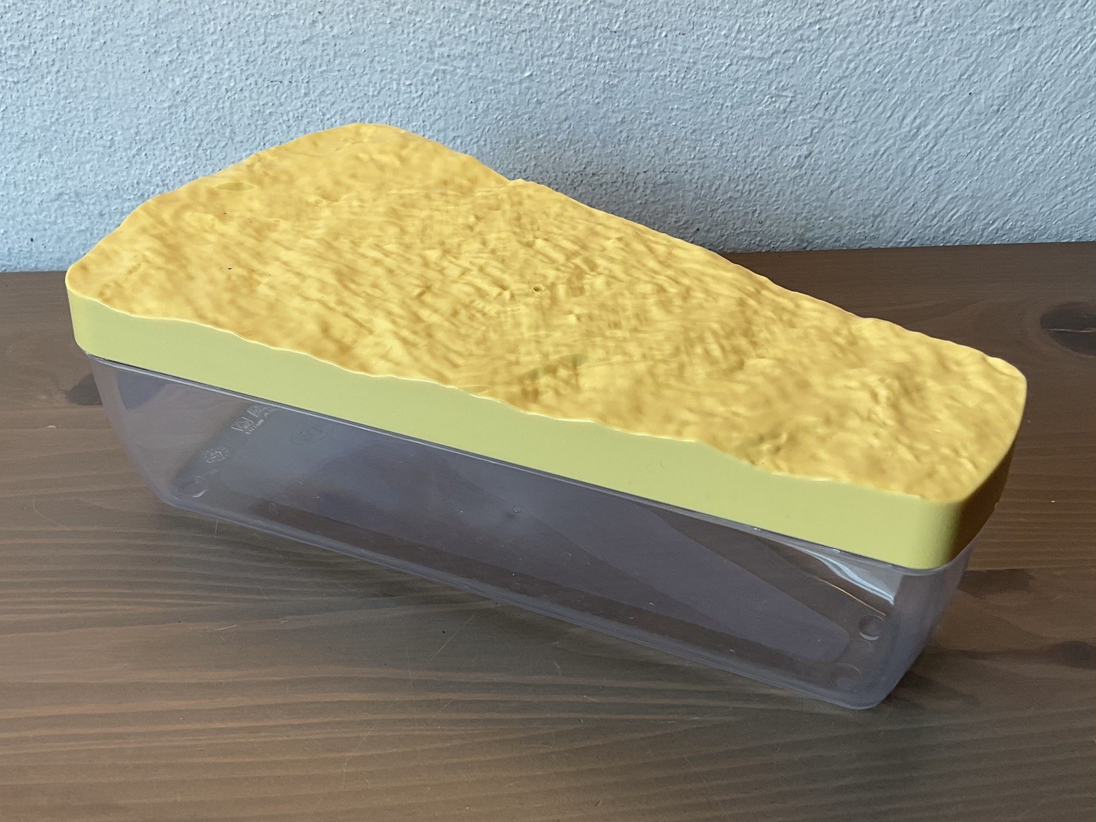 Snips Parmesandose 0,90 L Käsedose Aufbewahrung Parmesan