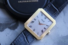 Piaget Protocole Jumbo Curved 90154 (più grande, più tardi 9154) serbatoio oro giallo 18kt 750