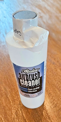 Iwata Medea Airbrush Cleaner 16 fluid oz   Ready-to-Use Solution (Pack of 1)