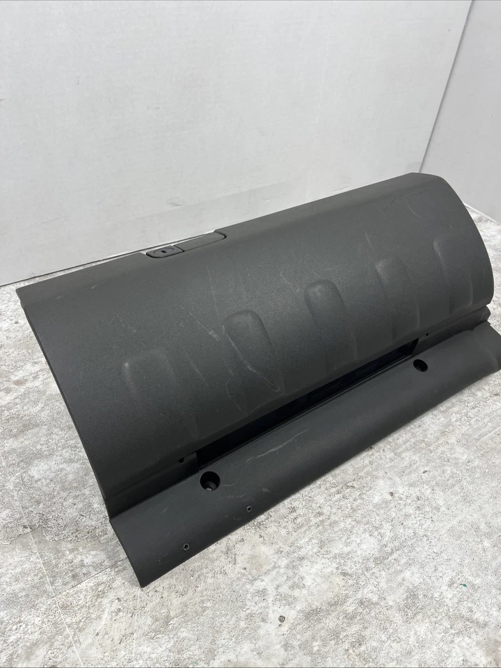 Conjunto de guantera inferior Nissan Xterra Frontier 2005-2021 68108-EA100 gris Foto 4 de 4