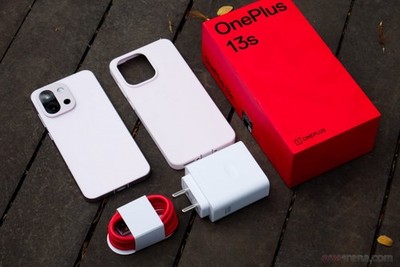 OnePlus 13S 13T 5G 6.32'' 50MP 6260mAh Snapdragon OxygenOS 512GB global