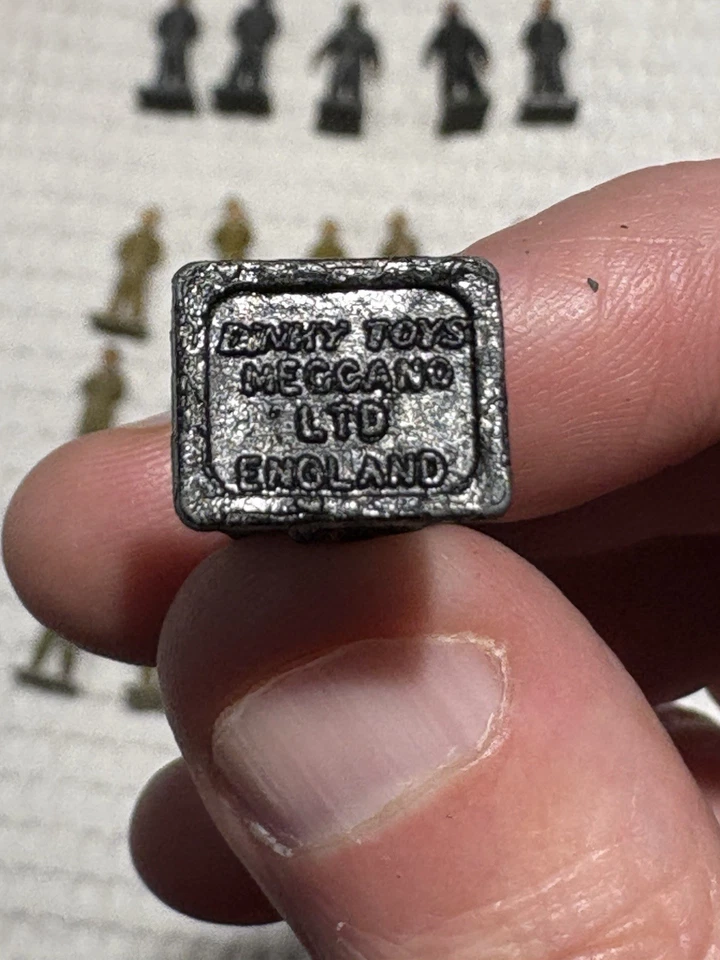 Lote De 24 Soldados Ferrocarril Dinky Toys Meccano Lead De Colección Foto 2 de 3