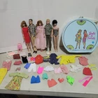 Barbie & Francie Round Hat Case 1965,  Bubble Cut, Flocked Clothes & Accessories