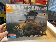 1/32 Monogram Sherman M4A1 Screamin' Mimi TANK KIT- NEW💥T1571
