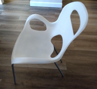 90's Umbra Karim Rashid デザイン Y2K スペースエイジ UMBRA Oh! Chair by Karim Rashid - White with Silver Legs - Phoenix