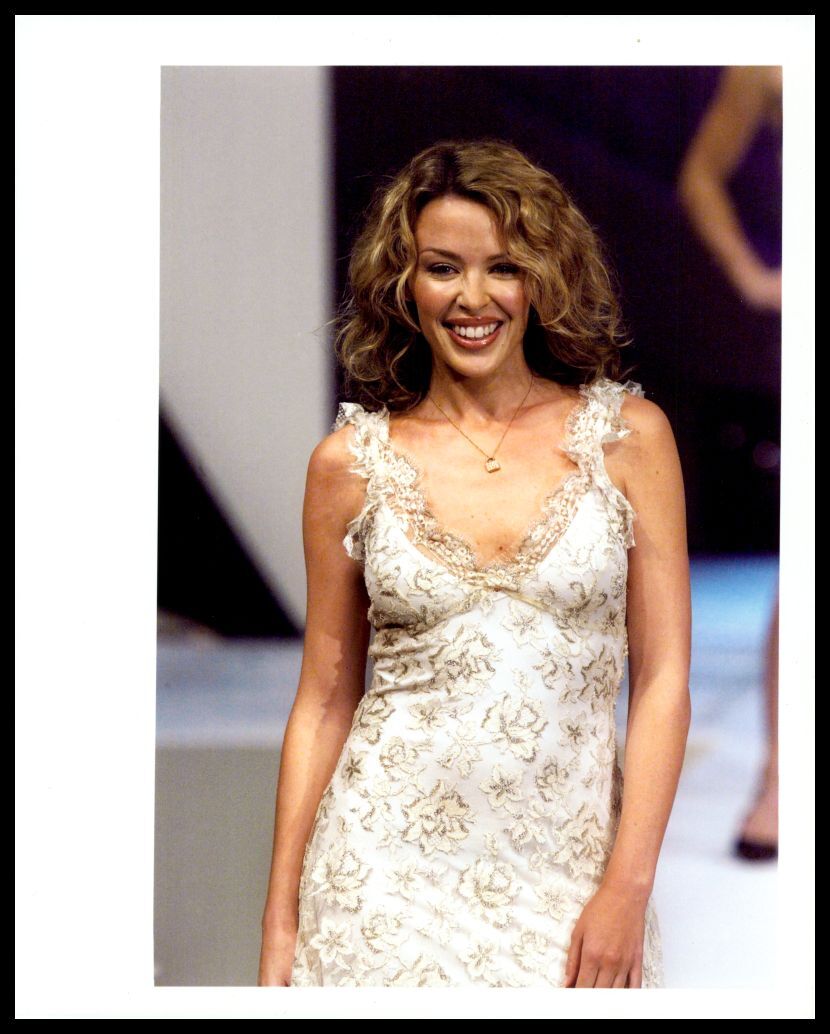 その他 Ralph May 2003 Kylie Minogue 2003 KYLIE MINOGUE Vintage Original Photo SINGER ACTRESS gp | eBay