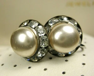 Vintage Art Deco Faux Silver Cream Pearl Rhinestone Cluster Screw Back Earrings
