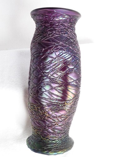Antique Loetz Iridescent Purple Veined Threaded Pinched Form Art Glass 10.5 Vase - Picture 2 of 12
