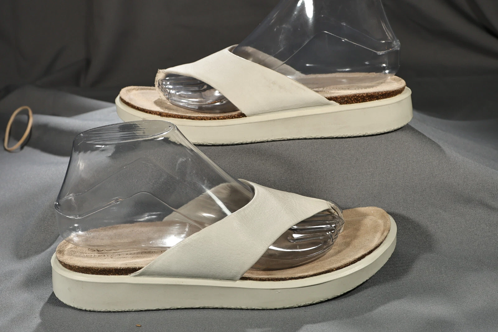 Sandalo con perizoma Ecco Corksphere da donna taglia 8 EU 39 bianco in pelle infradito