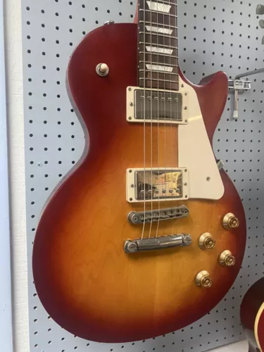 Gibson Les Paul Tribute Electric Guitar - Satin Cherry Sunburst