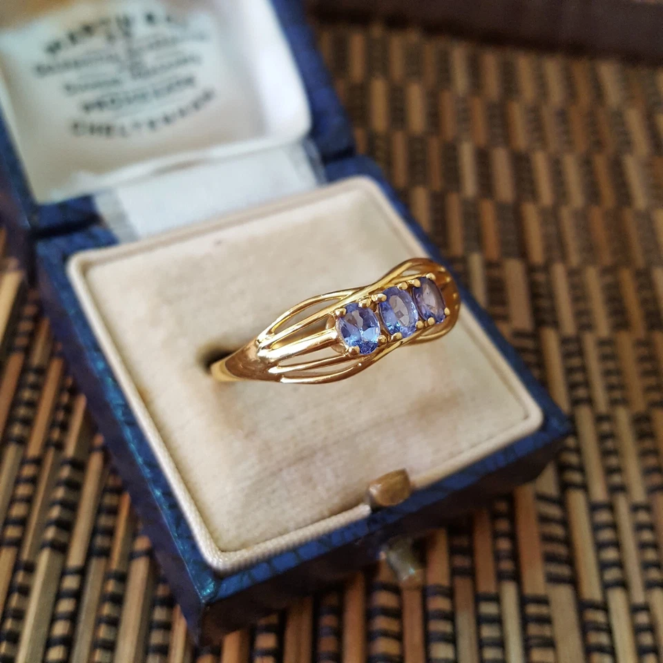 Anillo de Plata de Ley 925, Anillo Trilogía Tanzanita Genuina, Talla S.5 EE. UU. 9.25, Oro Foto 3 de 4