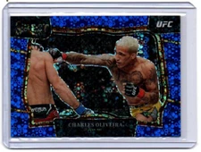 2023 Panini UFC Select Charles Oliveira Octagonside #236 Blue Disco Prizm /49 